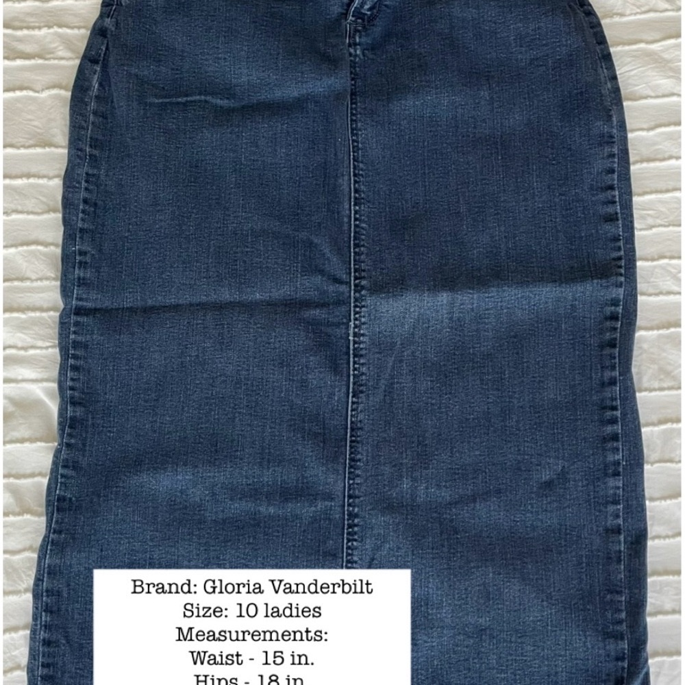 Gloria Vanderbilt Denim Skirt